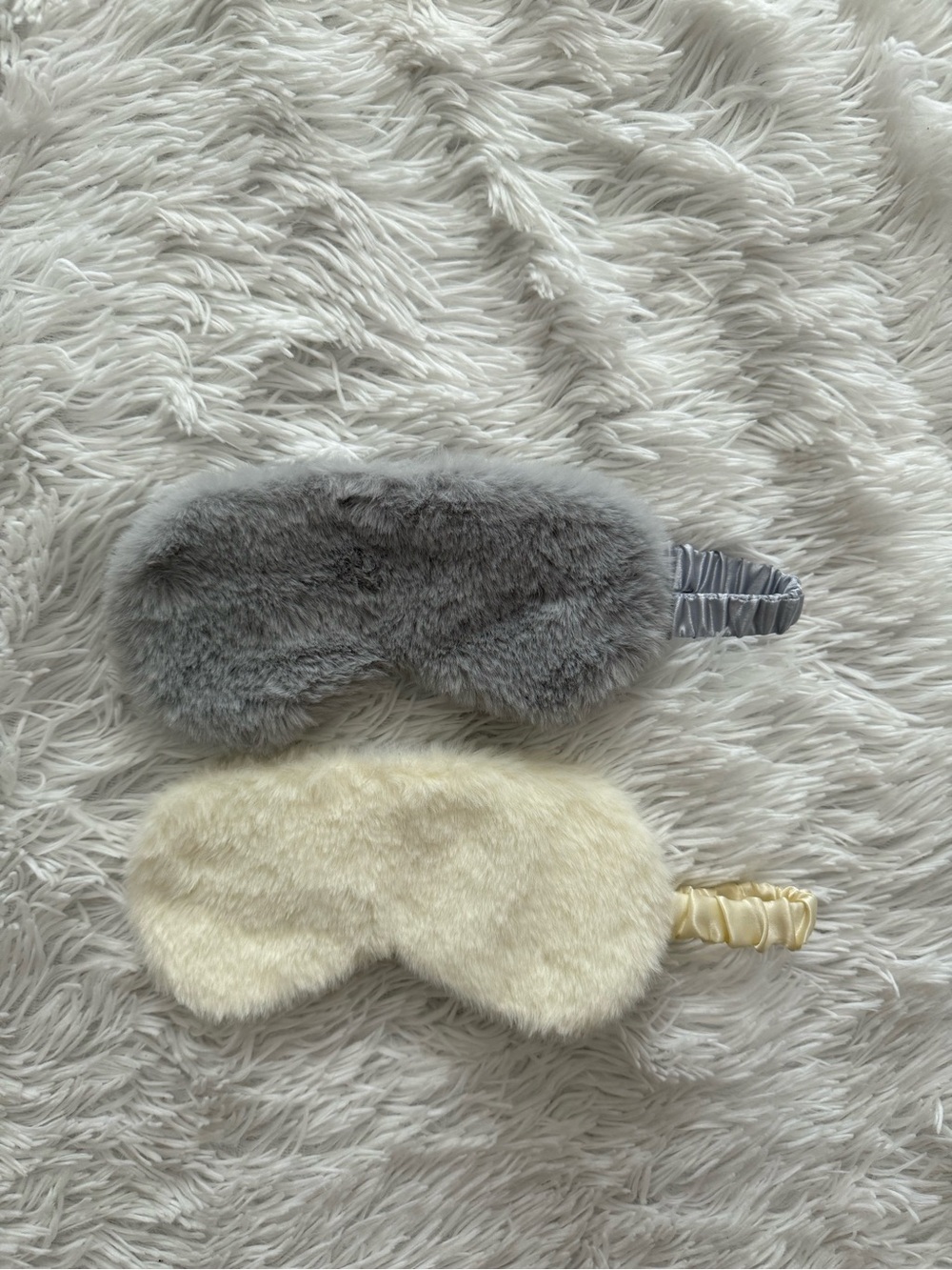 Faux Fur Sleep Mask Set in Gray and Cream